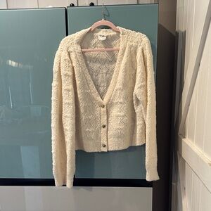 ARULA Cream Button-Up Textured V-Neck Cardigan